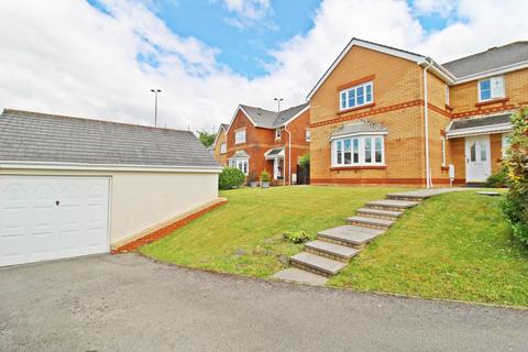 4 bedroom detached house for sale, Llantrisant, Pontyclun CF72