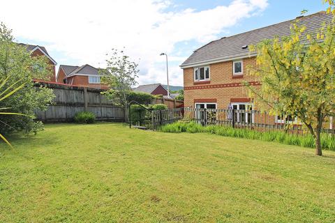 4 bedroom detached house for sale, Llantrisant, Pontyclun CF72