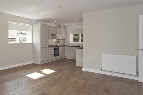 2 bedroom flat to rent, Ripon Road, Harrogate, North Yorkshire, UK, HG1