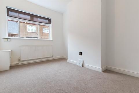 2 bedroom terraced house to rent, Roberts Street, Grimsby, Lincolnshire, DN32