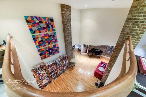 2 bedroom flat for sale, Great Jubilee Wharf, Wapping Wall, London, E1W