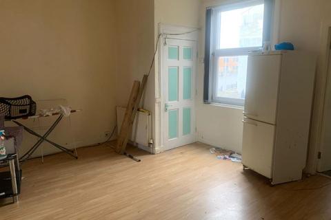 1 bedroom flat for sale, Grainger Street, Lochgelly KY5