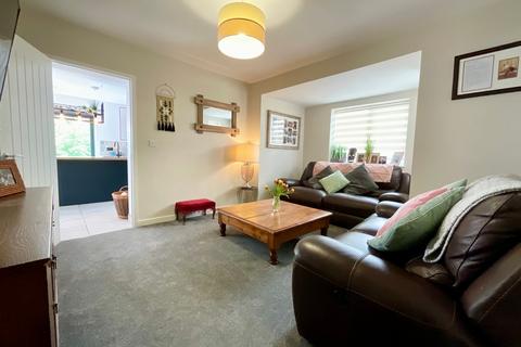 27 Ladyhill Close, Usk, NP15 1SJ
