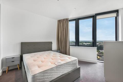 2 bedroom flat to rent, Amory Tower, London E14