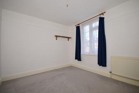 3 bedroom ground floor flat to rent, Campbell Road Southsea PO5