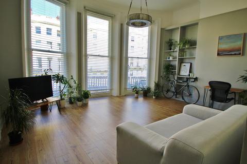 1 bedroom flat for sale, Brunswick Place, Hove, BN3