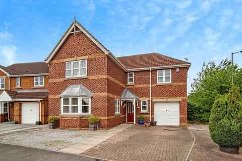 4 bedroom detached house for sale, Chevening Park, Hull HU7