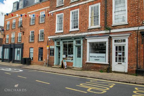 Shop to rent, Church Street, Bedford MK45