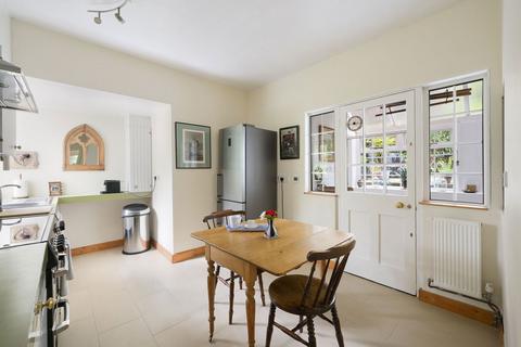 3 bedroom detached house for sale, Reigate Hill, Reigate RH2