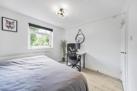 2 bedroom flat for sale, Brondesbury Road, Queens Park