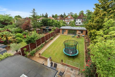 5 bedroom semi-detached house for sale, Friars Avenue, Whetstone