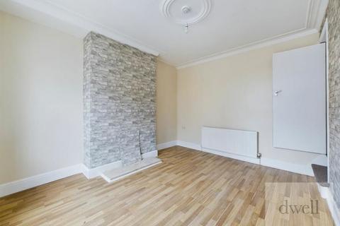 2 bedroom terraced house for sale, Temple View Place, Leeds, West Yorkshire, LS9 9JG