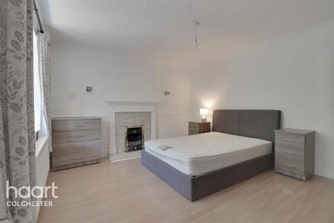 1 bedroom in a house share to rent, Beaumont Close, Colchester