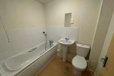 2 bedroom flat to rent, Bramford Road, Ipswich IP1