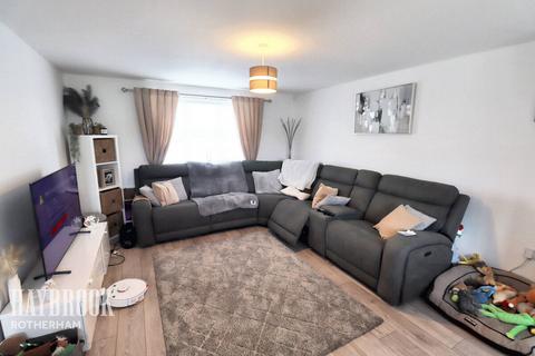 3 bedroom end of terrace house for sale, New Orchard Lane, Thurcroft