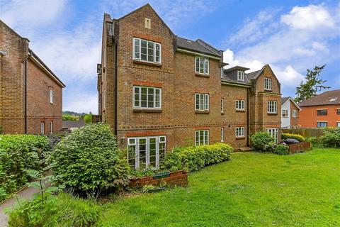 1 bedroom ground floor flat for sale, Gatton Park Road, Redhill, Surrey