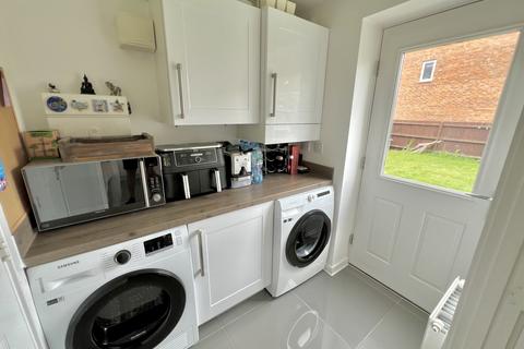 74 Bellona Drive, Peterborough, PE2 8FU