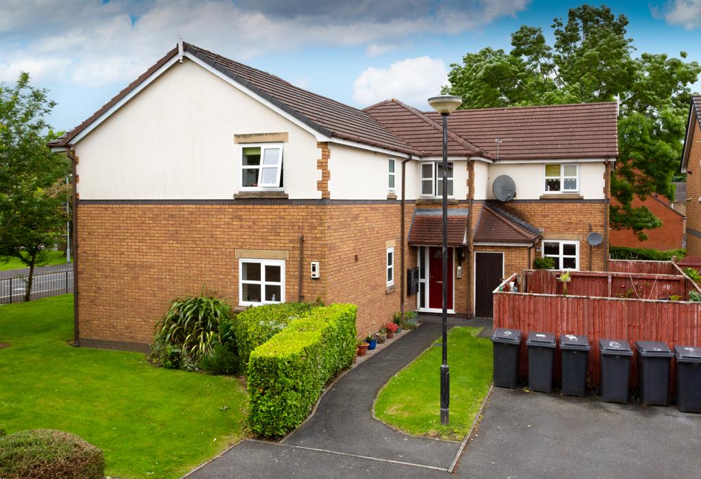 Copper Beeches, Penwortham, Preston... 1 bed apartment for sale £70,000