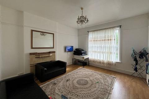 2 bedroom flat for sale, Flat 4 Conway Court, 545 Lordship Lane, Dulwich, London, SE22 8LB