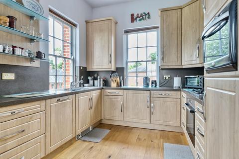 2 bedroom apartment for sale, Alison Way, Winchester, Hampshire, SO22