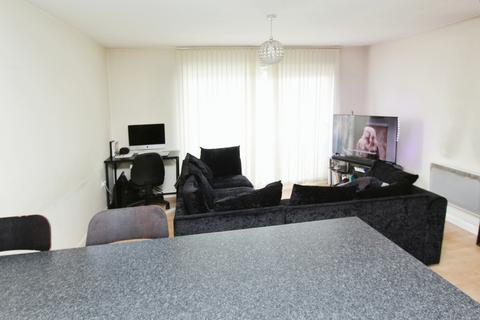 1 bedroom flat for sale, Commodore Court, Aspley, Nottingham, NG8