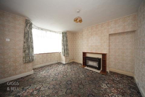 110 Connaught Road, Luton, LU4 8ES