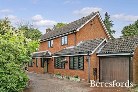 4 bedroom detached house for sale, Willow Green, Ingatestone, CM4