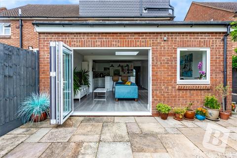49 Clement Way, Upminster, RM14 2NX