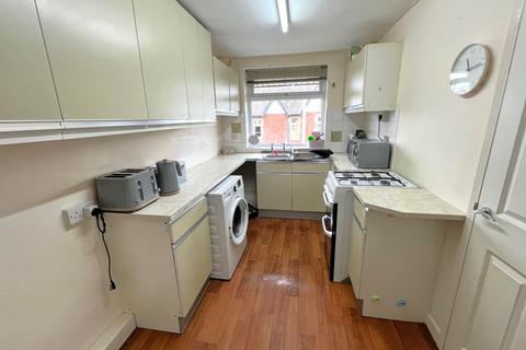 2 bedroom flat for sale, Masons Court, Beach Road, Fleetwood FY7