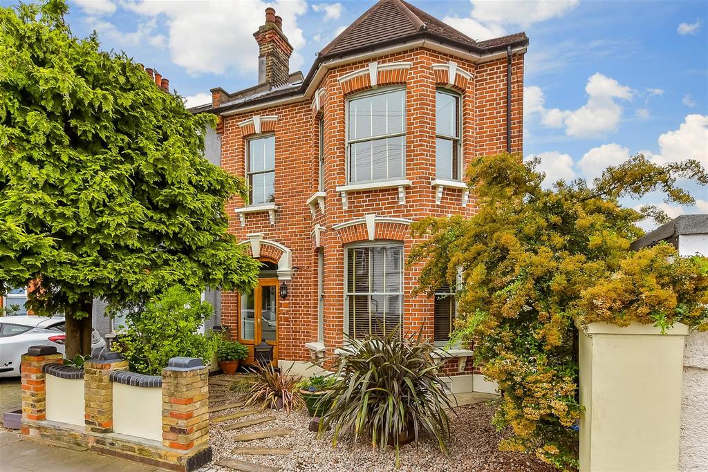 Vernon Road, Ilford, Essex 4 bed end of terrace house for sale £650,000