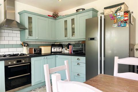 8 Chapel Street, Lees, Oldham, OL4 4NA