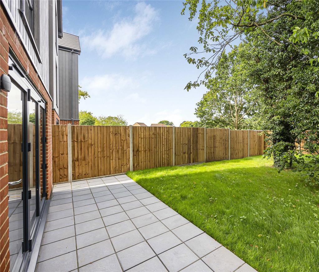 Plot 10 Garden