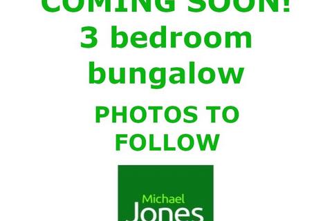 3 bedroom bungalow to rent, Crabtree Lane, Lancing, West Sussex, BN15