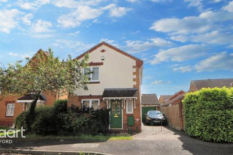 3 bedroom detached house for sale, Buttercup Close, Bedford