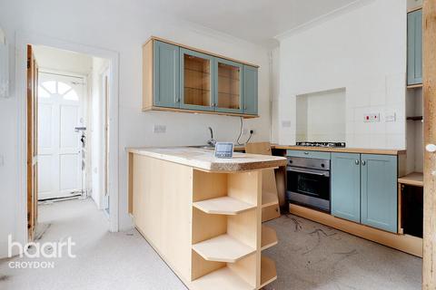 2 bedroom maisonette for sale, Dartnell Road, Croydon