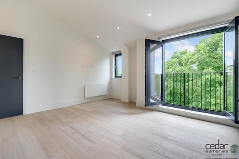 undefined, Great North Road, East Finchley N2