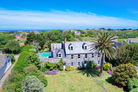 5 bedroom property for sale, Le Marais, Vale, Guernsey, GY3