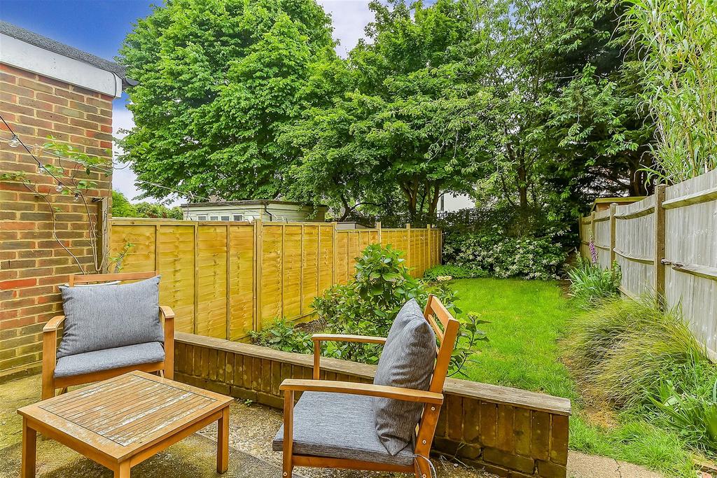 Maldon Road, Brighton, East Sussex 3 bed terraced house for sale £550,000