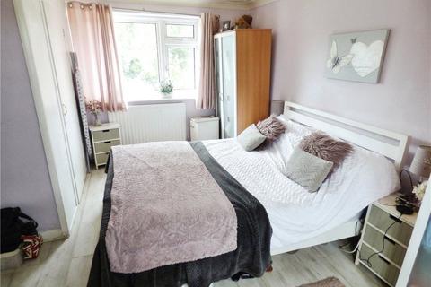 4 Catherine Close, West End, Southampton, SO30 3GS