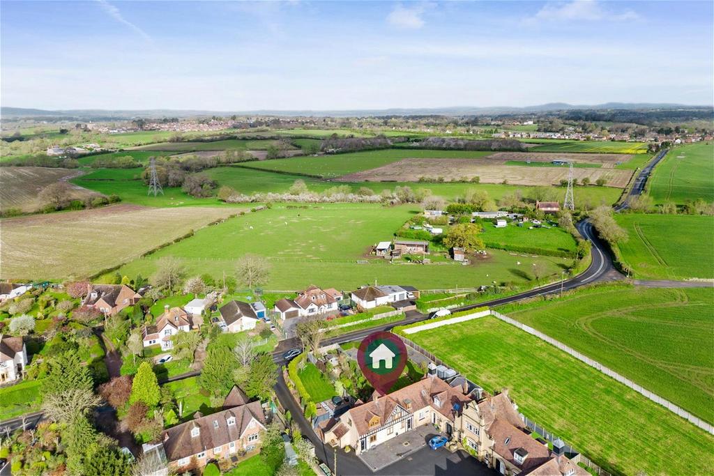 Upton Road, Callow End, Worcester 2 bed cottage for sale £294,000