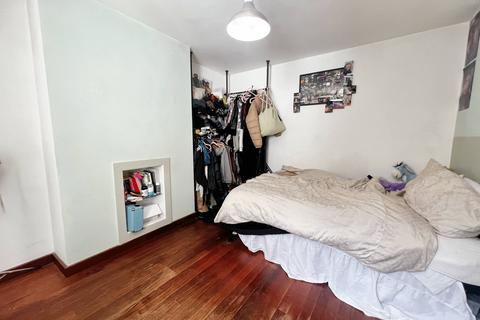 1 bedroom flat to rent, Station Road, West Wickham BR4