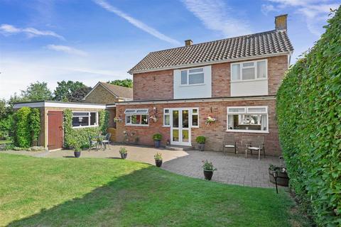 10 Brookside, Kempsey, Worcester, WR5 3LB