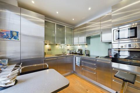 2 bedroom apartment for sale, Hallam Street, London, W1W