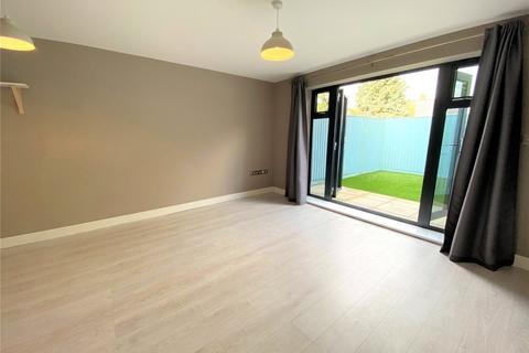 3 bedroom end of terrace house to rent, Royal Wootton Bassett, Wiltshire SN4