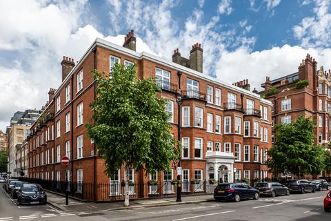 3 bedroom flat to rent, York Street, London W1H