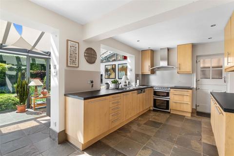 Beech Cottage, 6 Green Lane, Lower Broadheath, Worcester, WR2 6QH