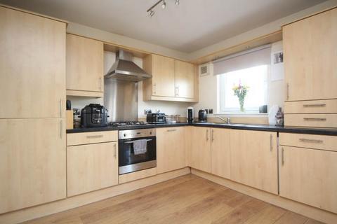 2 bedroom flat for sale, 60 Silverbanks Court, Cambuslang, Glasgow G72 7FN