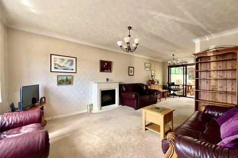 3 bedroom semi-detached house for sale, Donnington Drive, Christchurch BH23