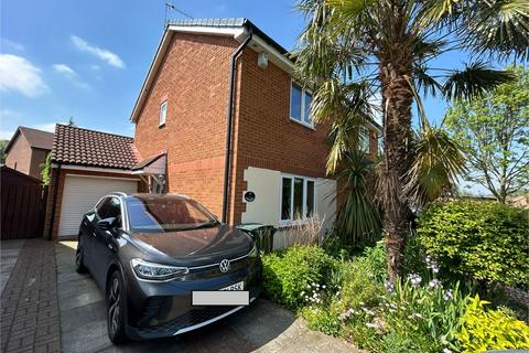 2 bedroom semi-detached house for sale, Festival Park Drive, Festival Park, Gateshead, Tyne & Wear, NE11 9TU