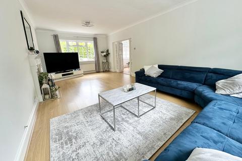 5 bedroom detached house for sale, Upper Chobham Road, CAMBERLEY GU15